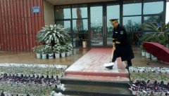 正能量！給物業(yè)一個贊，冰天雪地有我們在。